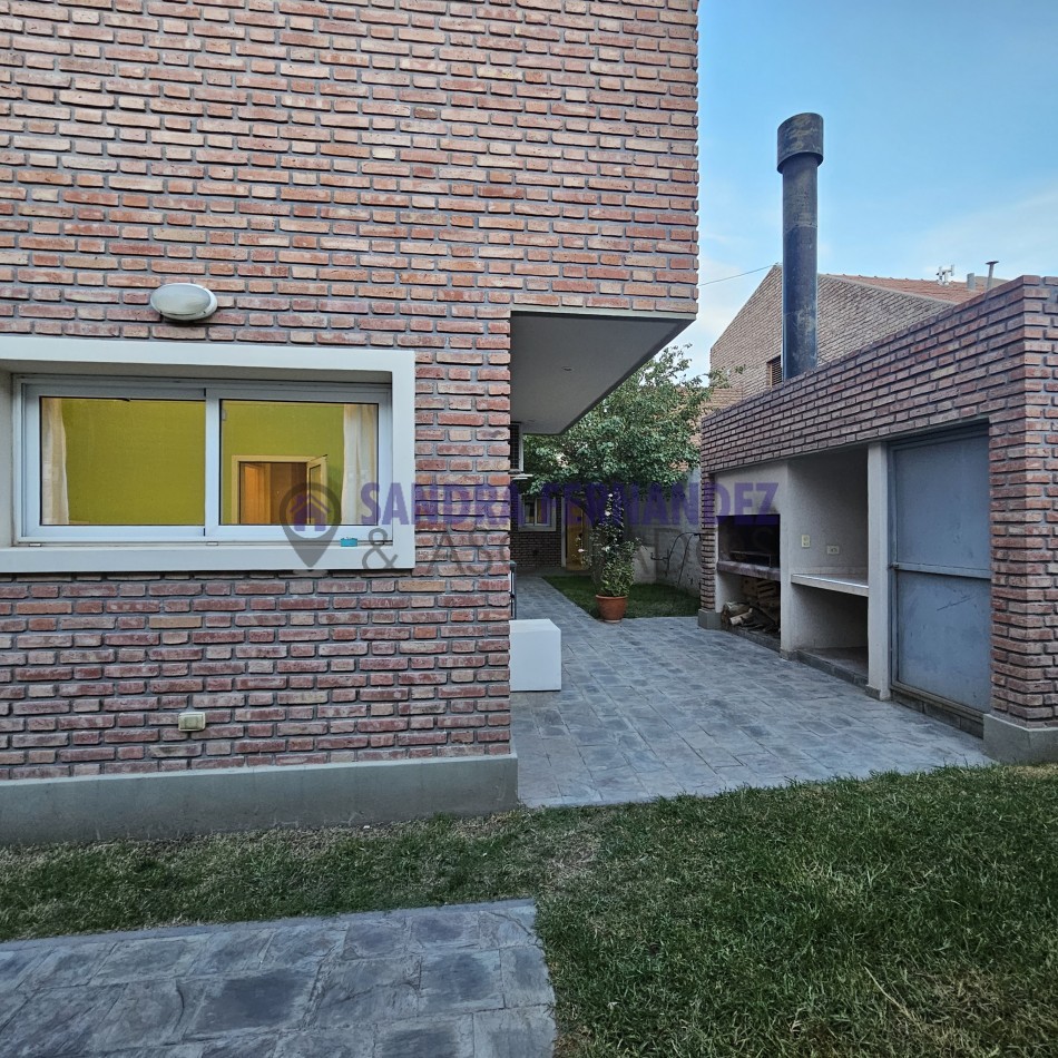 Rio Negro. Cipolletti. Venta. Casa en planta baja 3 dormitorios (suite) 