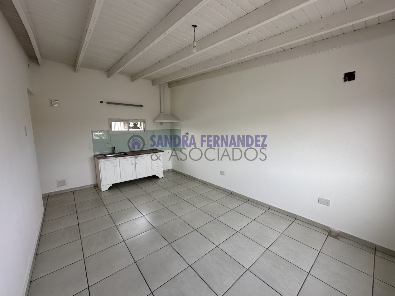 Rio Negro Cipolletti Alquiler Departamento 2 dormitorios B° Juventud y Desarrollo 