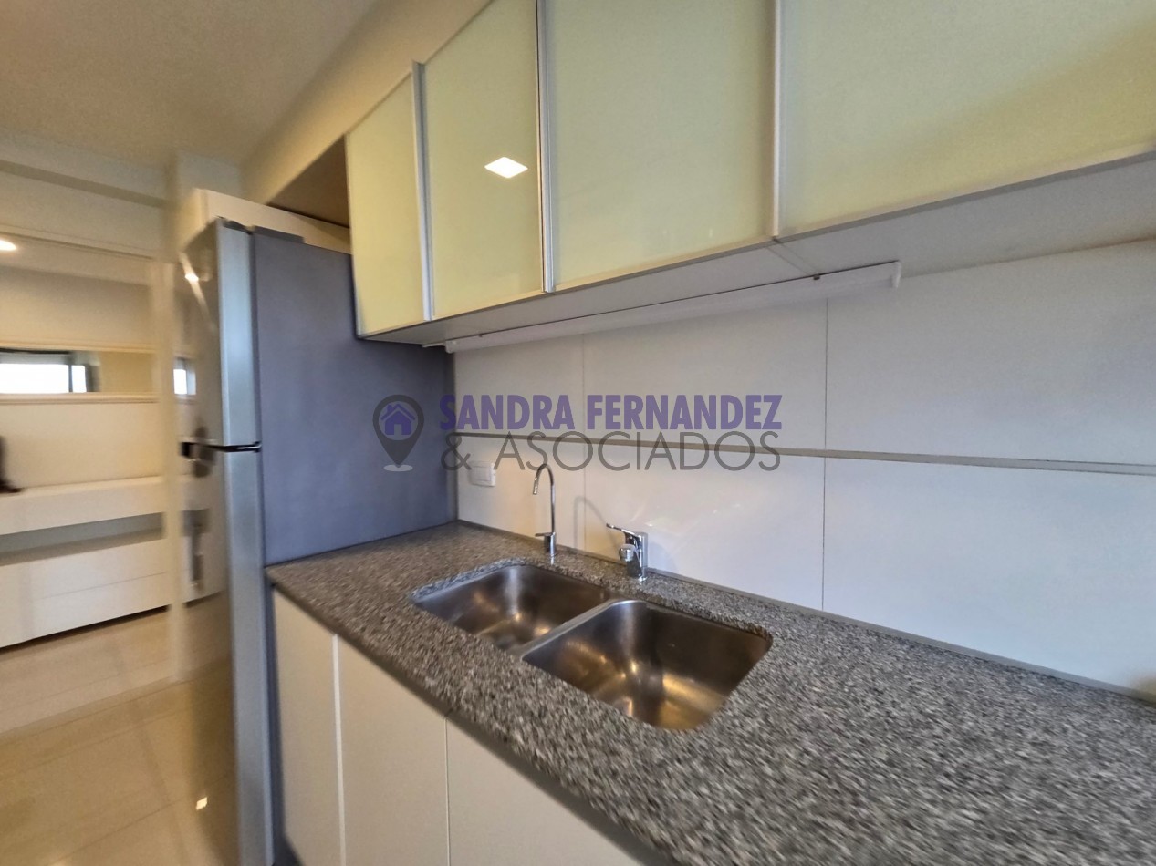 Neuquen Alquiler Departamento Nivel Gerencial amoblado equipado 2 dormitorios (suite). Cochera