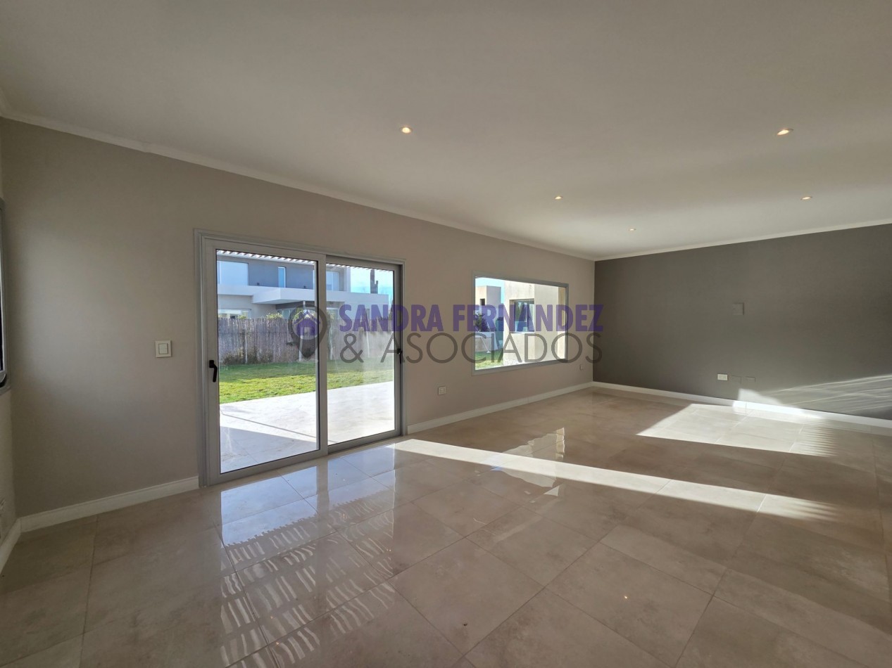 Neuquen Alquiler A ESTRENAR Casa en una sola planta 3 dormitorios, todos en suite Barrio Cerrado Sauces del Limay 