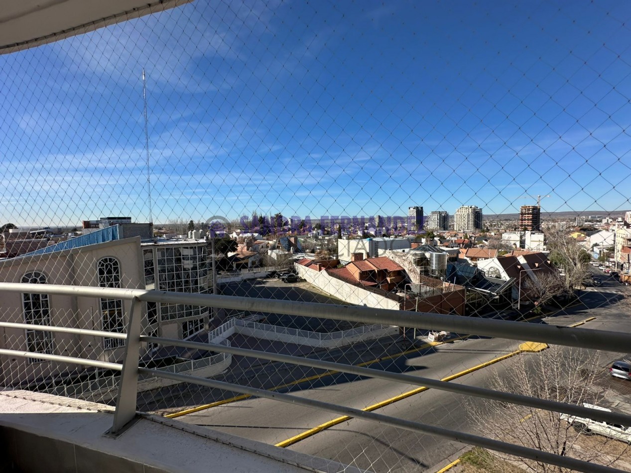 Neuquen Alquiler Semipiso Departamento 2 dormitorios (suite) Cochera Baulera