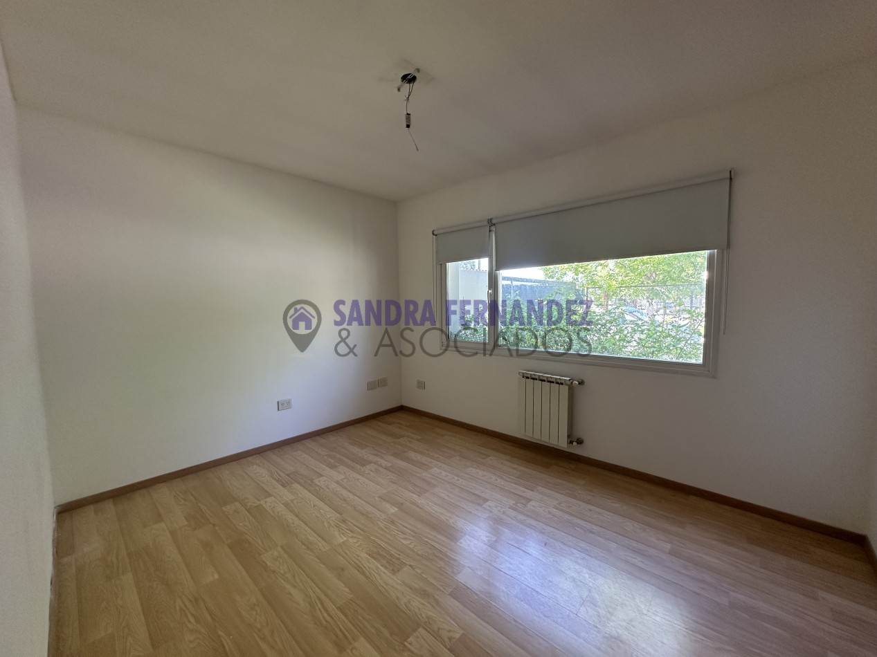 Rio Negro Cipolletti Casa 4 dormitorios Barrio Manzanar 7