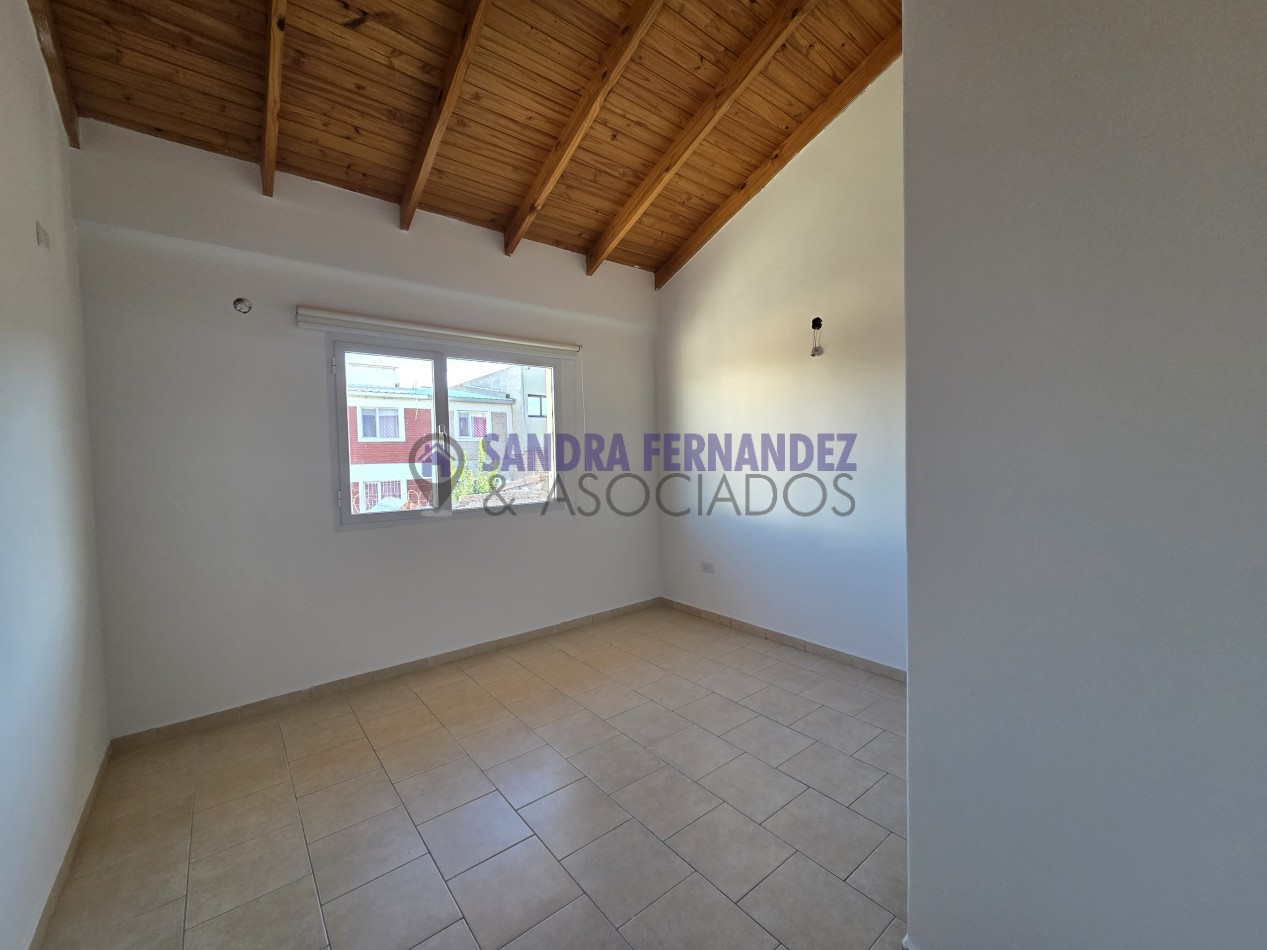 Neuquen. Alquiler. Duplex 2 dormitorios Barrio Huilliches