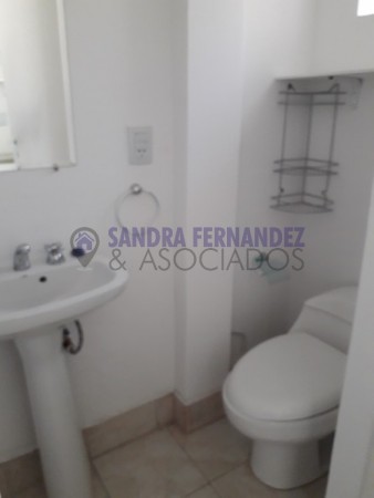 Neuquen. Alquiler. Local comercial. Barrio Santa Genoveva