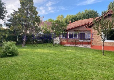 Neuquen. Alquiler Casa 2 dormitorios (suite) en una sola planta. Barrio Rincon Club de Campo